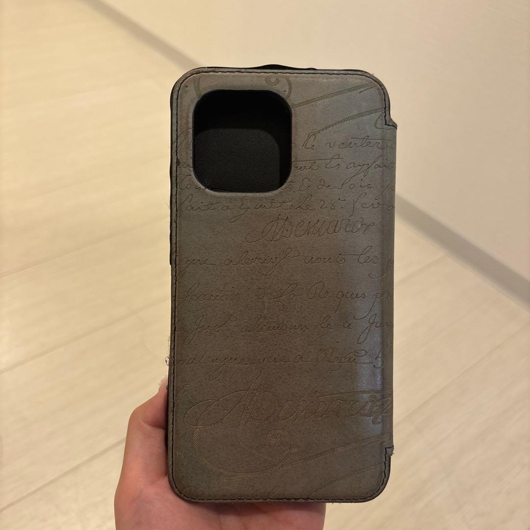 手帳型iPhoneケース グレー 15promax