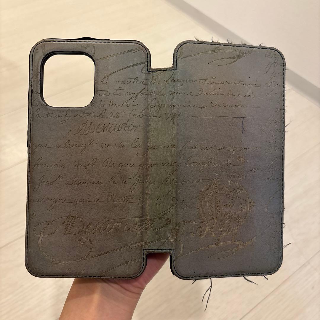 手帳型iPhoneケース グレー 15promax