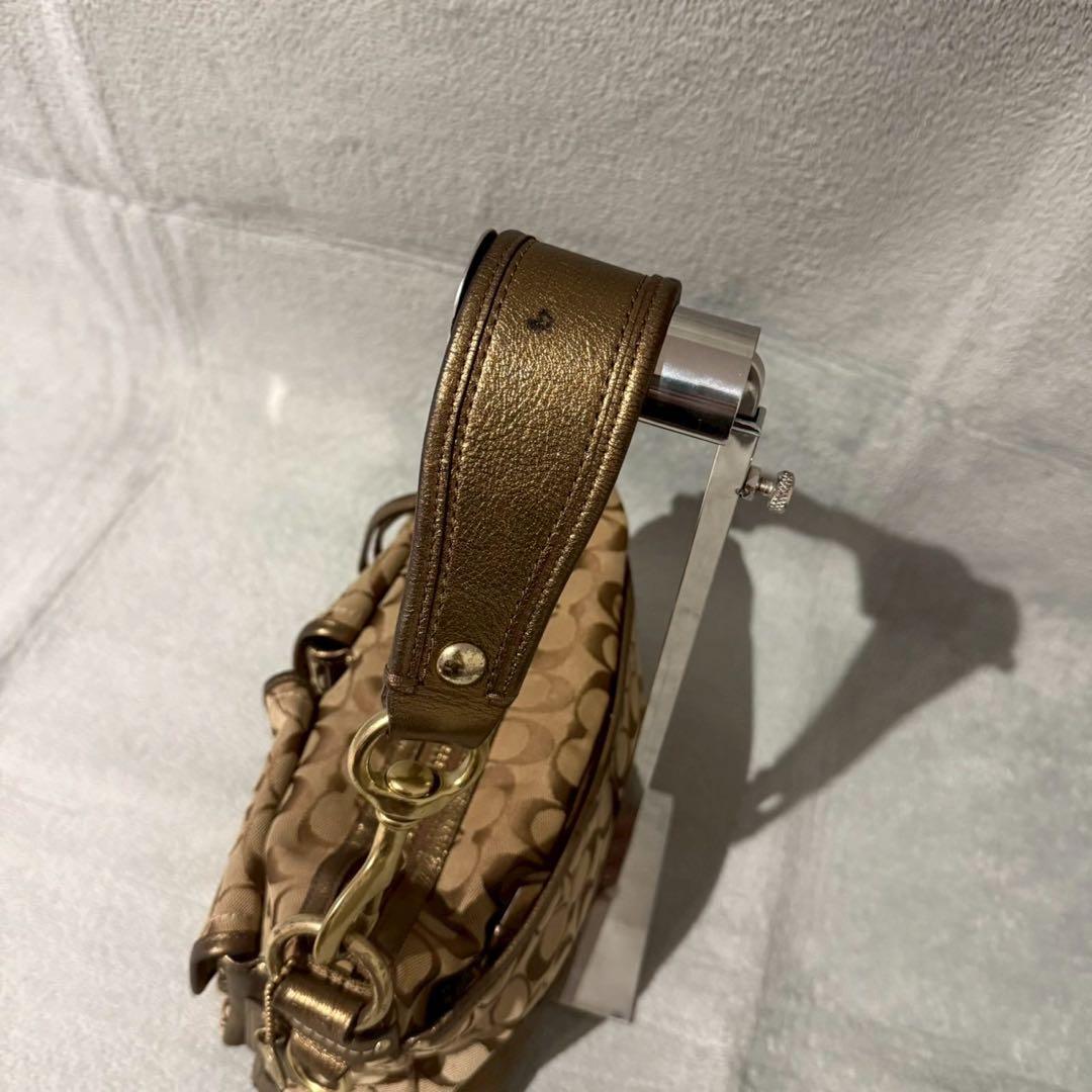 バッグ Coach Legacy Signature One Shoulder Bag