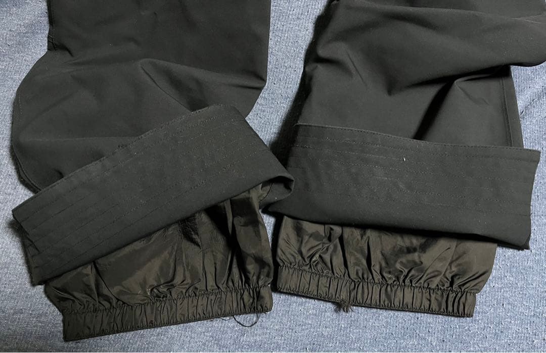 taka23　AIRBLASTER SASSY HOT BIB サイズＭ