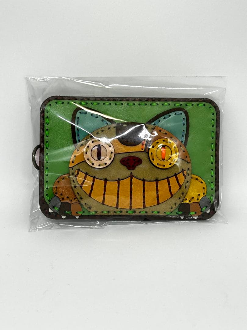 【ジブリパーク限定】となりのトトロ ネコバス パスケース 本革