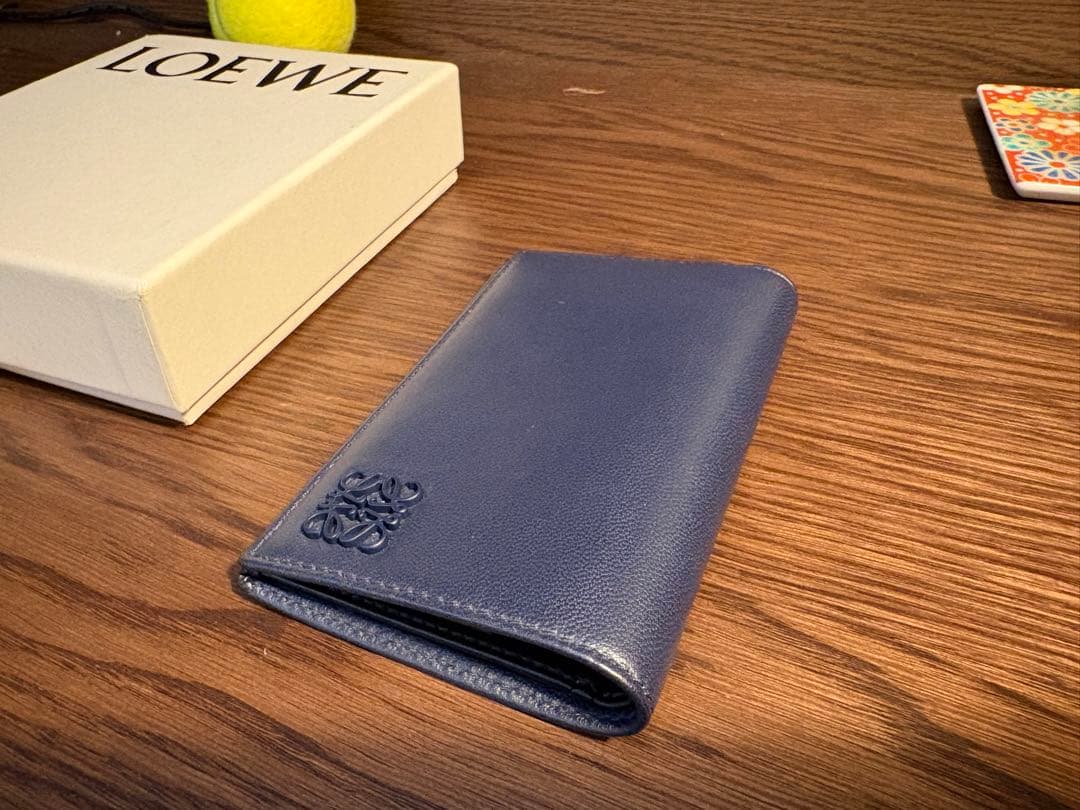 おもち　LOEWE 二つ折り財布 ネイビー