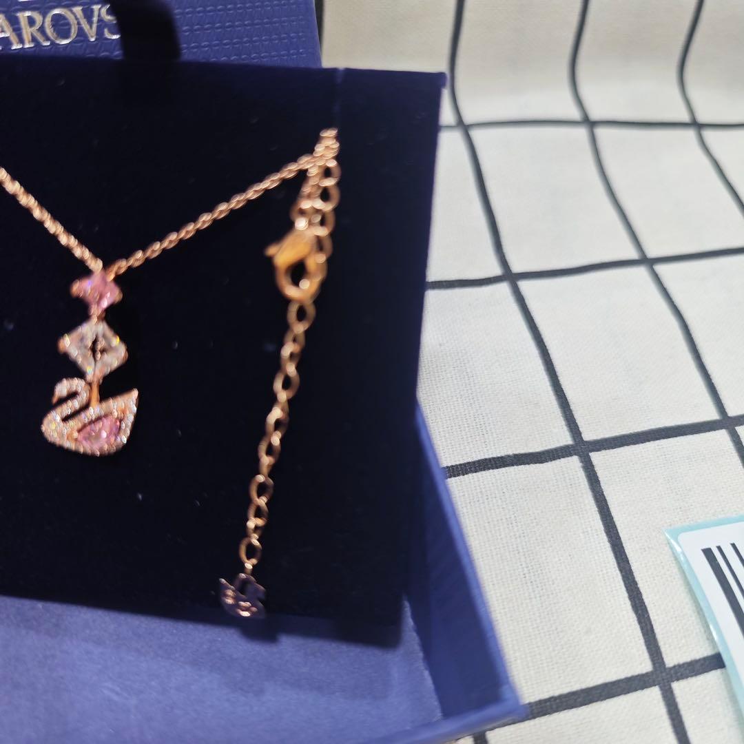 Swarovski ピンクゴールド 白鳥 ネックレス 925·