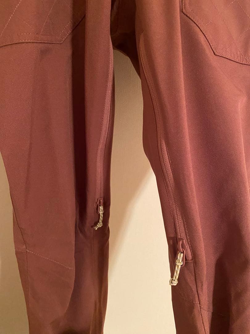 バートン ウェア