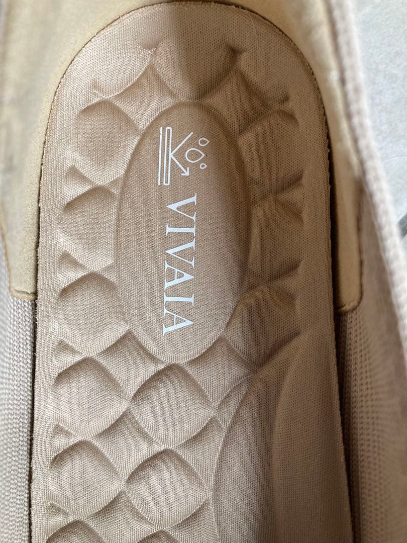 VIVAIA Margot Walker フラットシューズ 撥水　ワイド