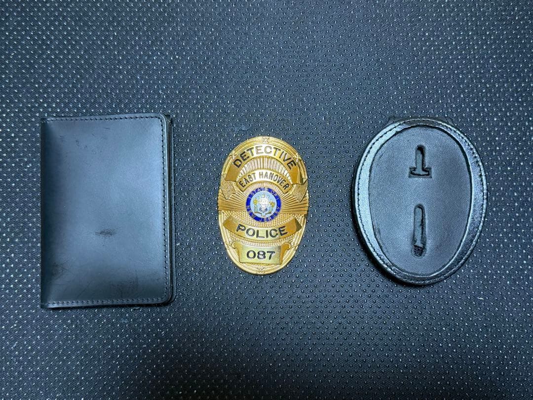 年末特価　NEWJERSEY州 EAST HANOVER POLICE バッチ