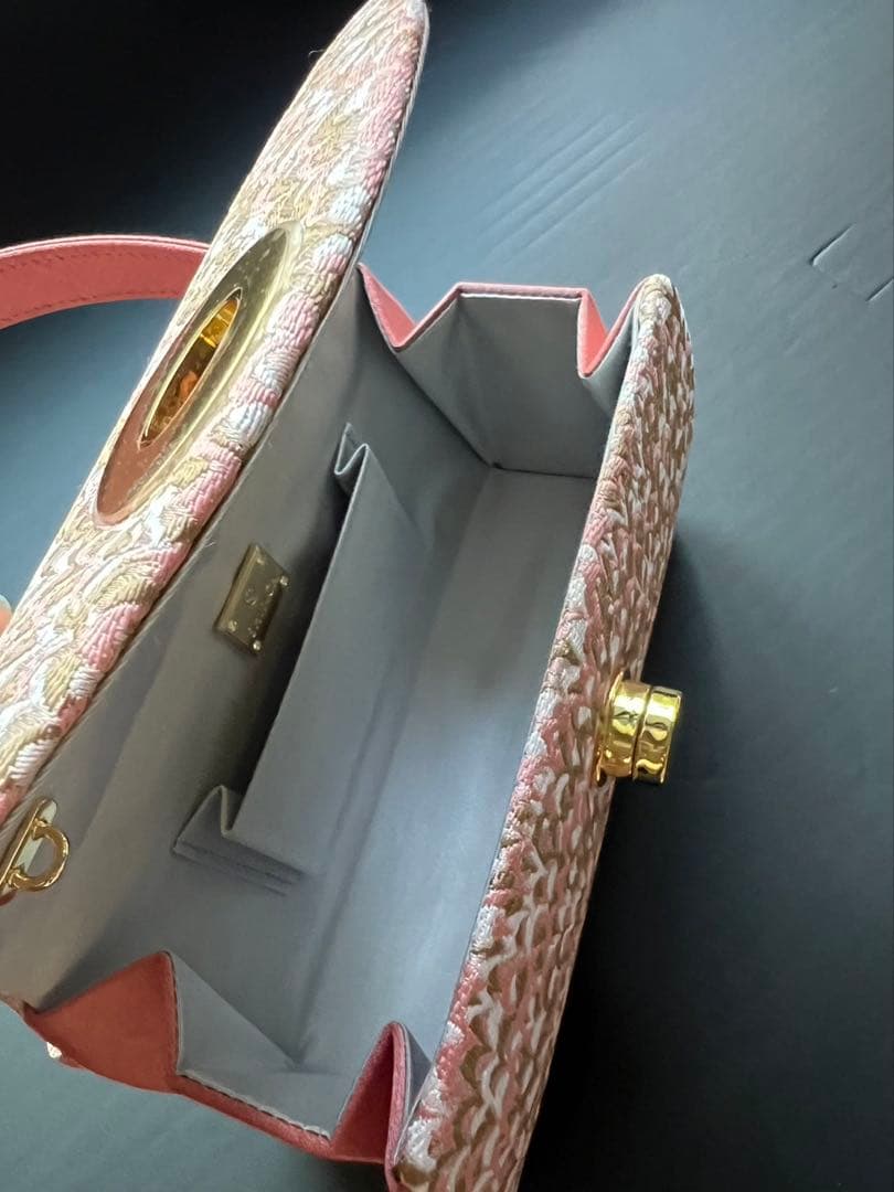 岩佐　和装用フォーマル日本製　バッグ ピンクとベージュの波模様　定価59400円