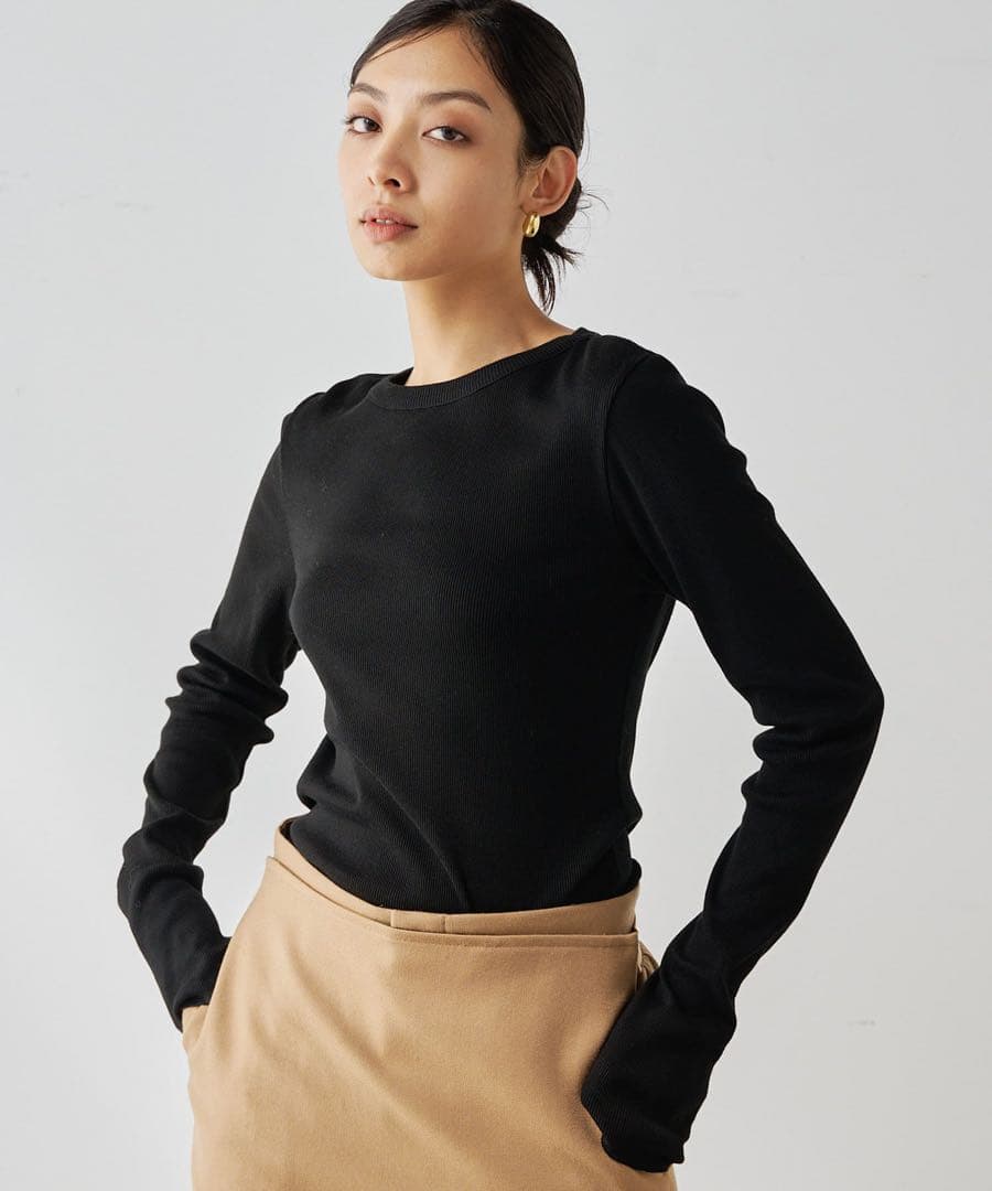 2025未使用近　ウィムガゼット　コットンテレコクルーネックプルオーバー