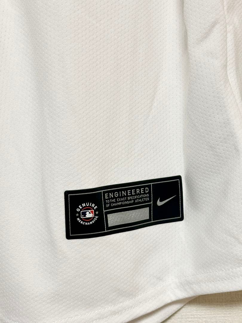 【タグ付き新品・正規品】大谷翔平選手　ドジャース　ワールドチャンピオン記念　L