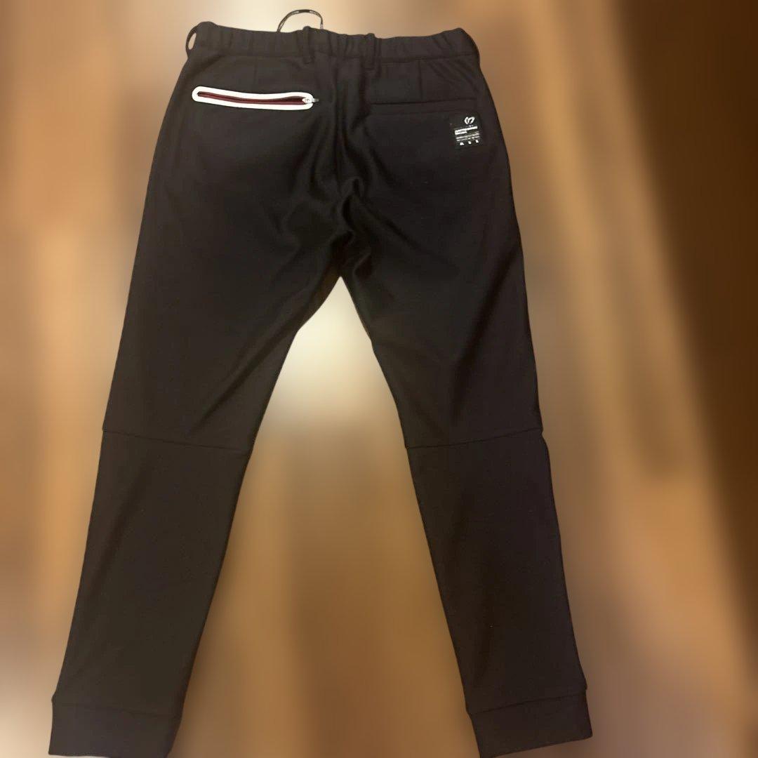 MASTER BUNNY EDITION スリムフィットパンツ 黒　サイズ4