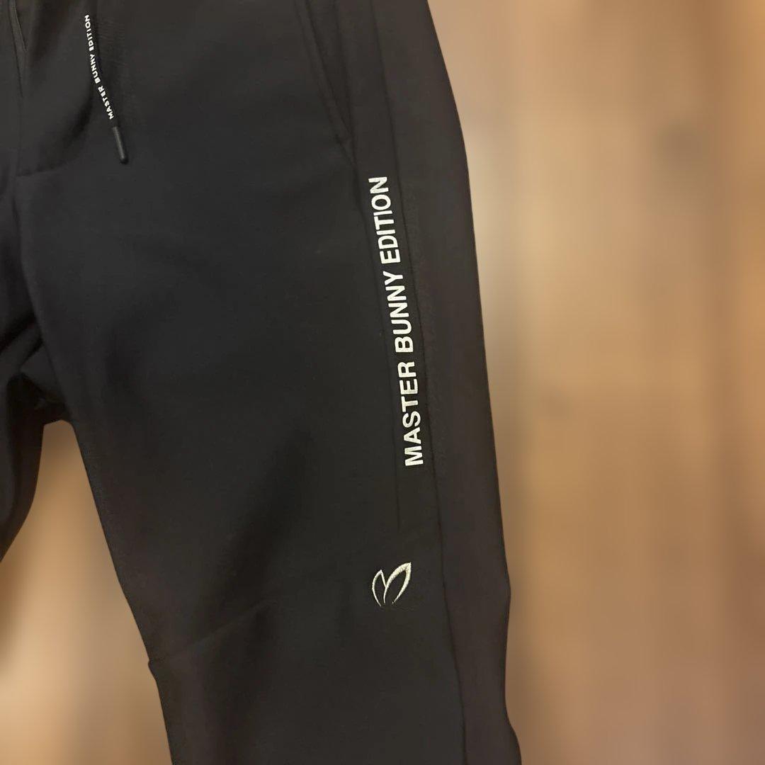 MASTER BUNNY EDITION スリムフィットパンツ 黒　サイズ4