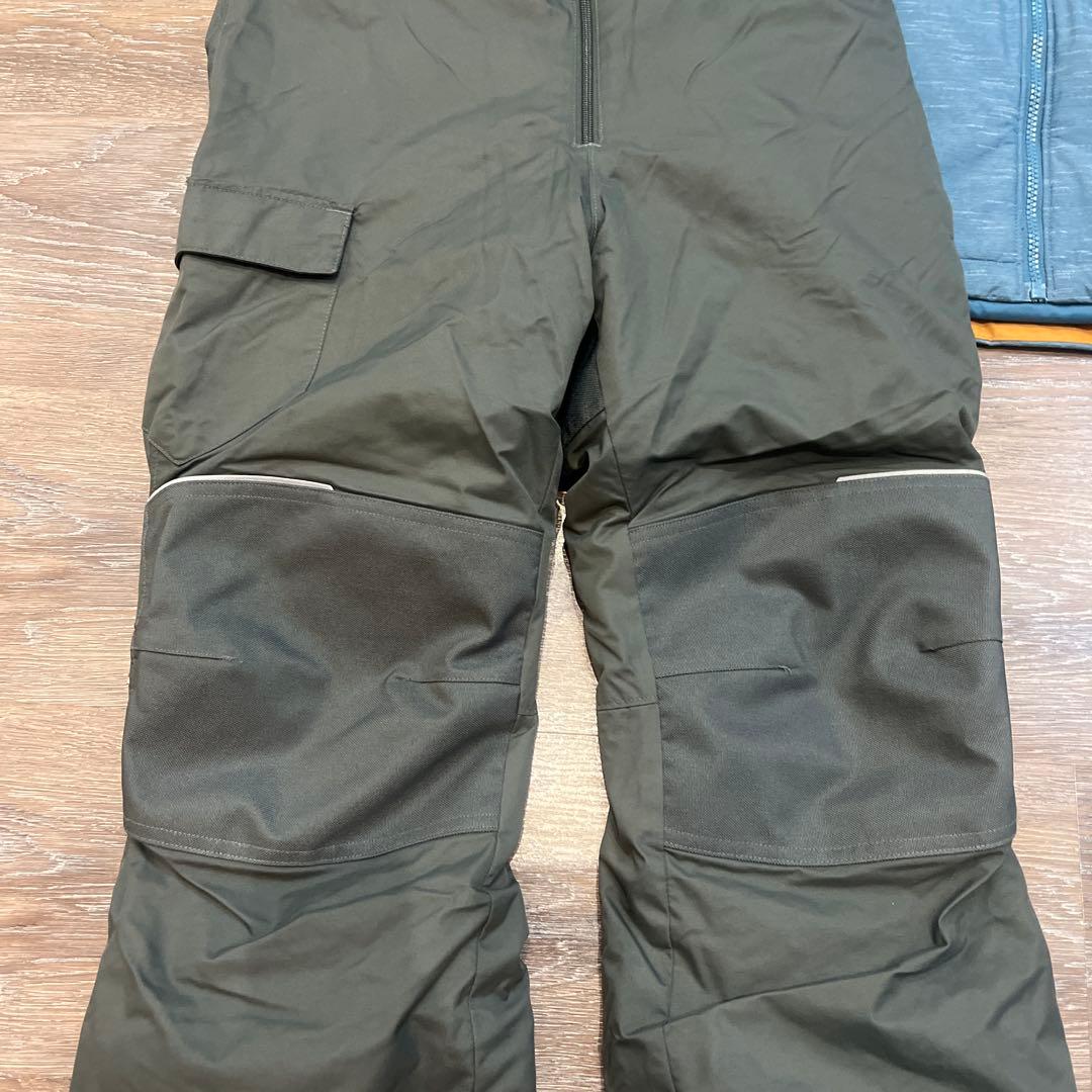 コロンビア　スキーウェア　140 美品　女の子　男の子M