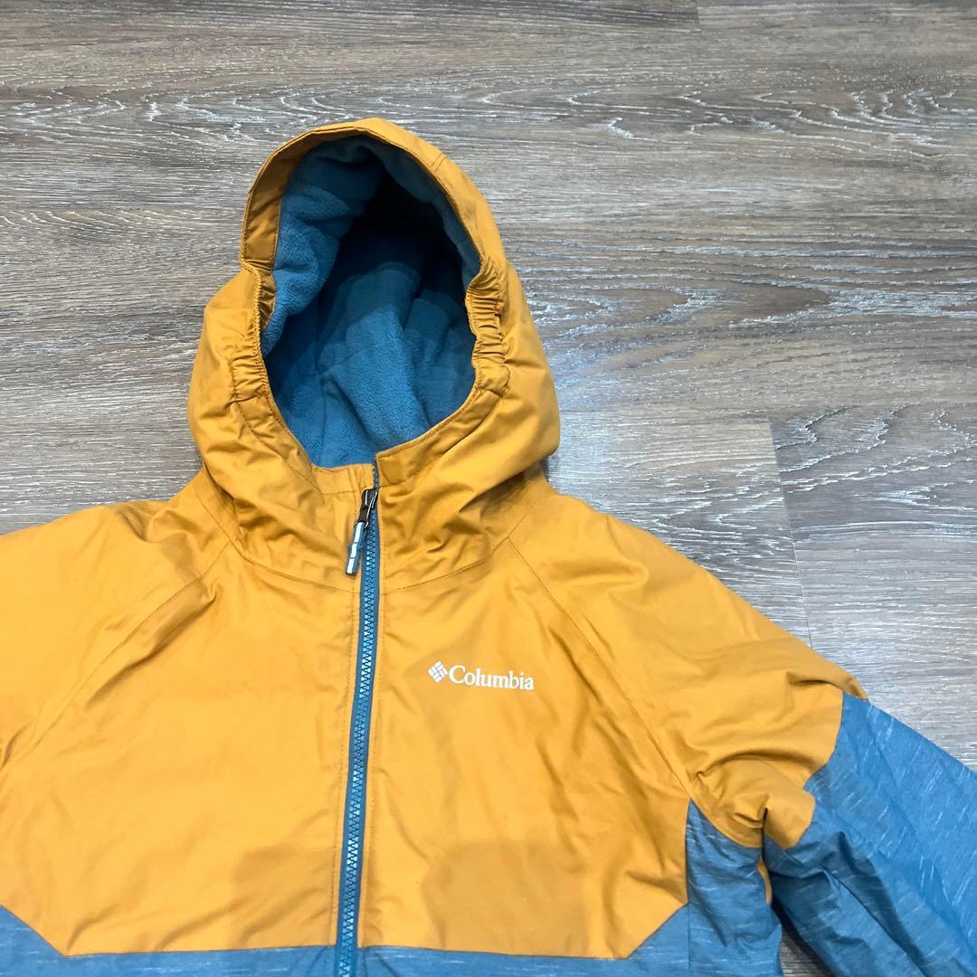 コロンビア　スキーウェア　140 美品　女の子　男の子M