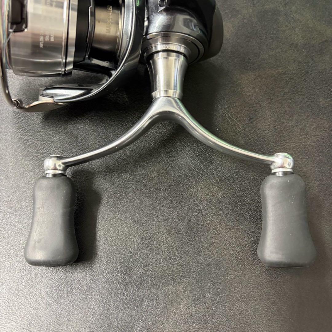 や*す様 ダイワ 24 セルテート リール 306587 LT2500S-DH