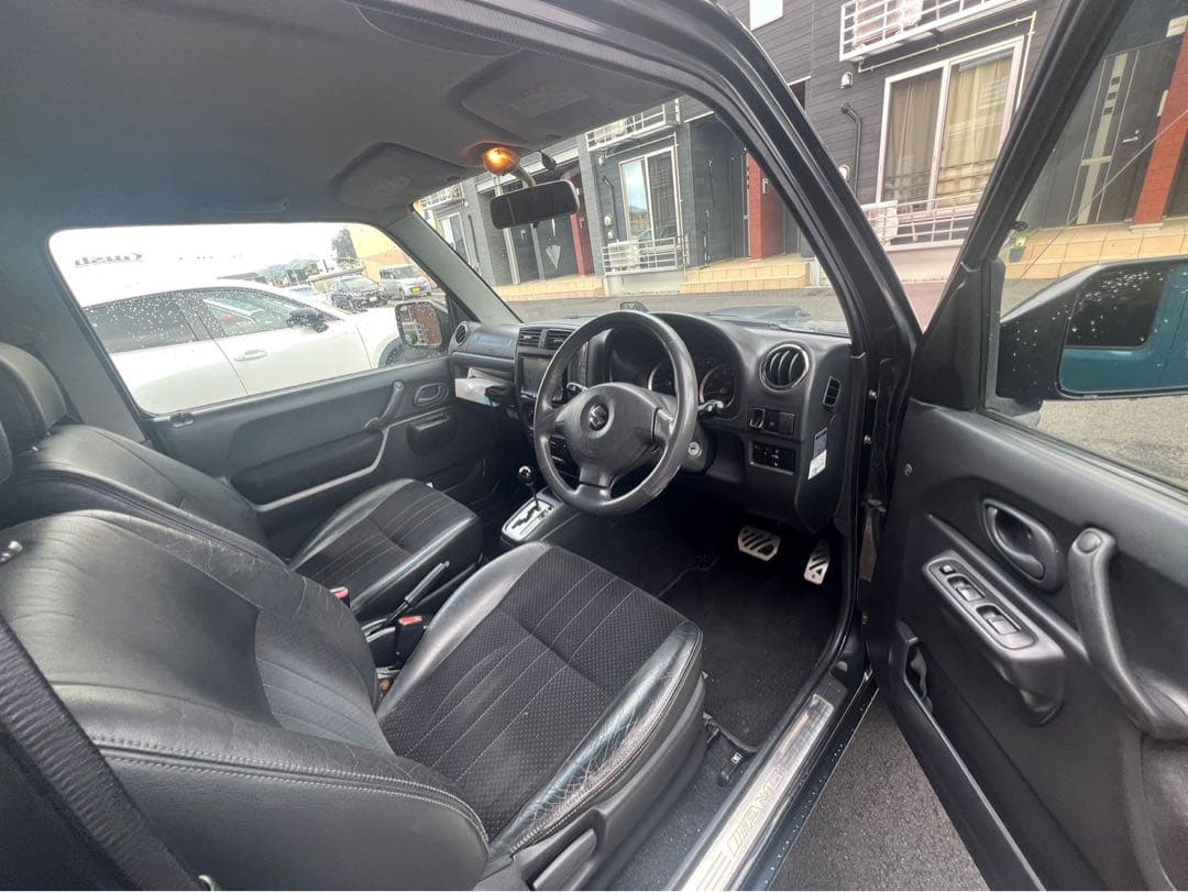 juicy スズキ ジムニー 平成17年式 軽自動車 中古車