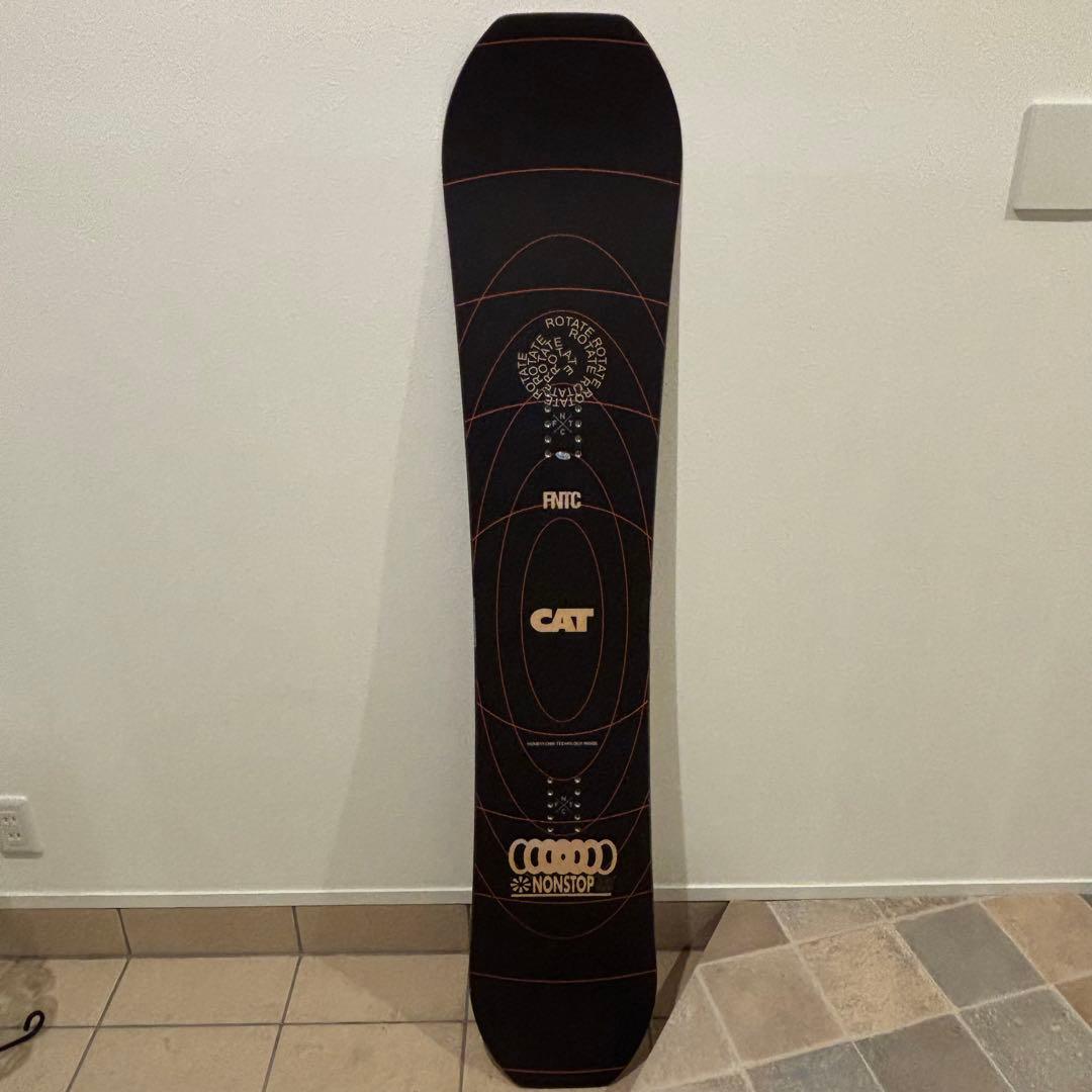 FNTC CAT150センチ ダブルキャンバ ー スノーボード