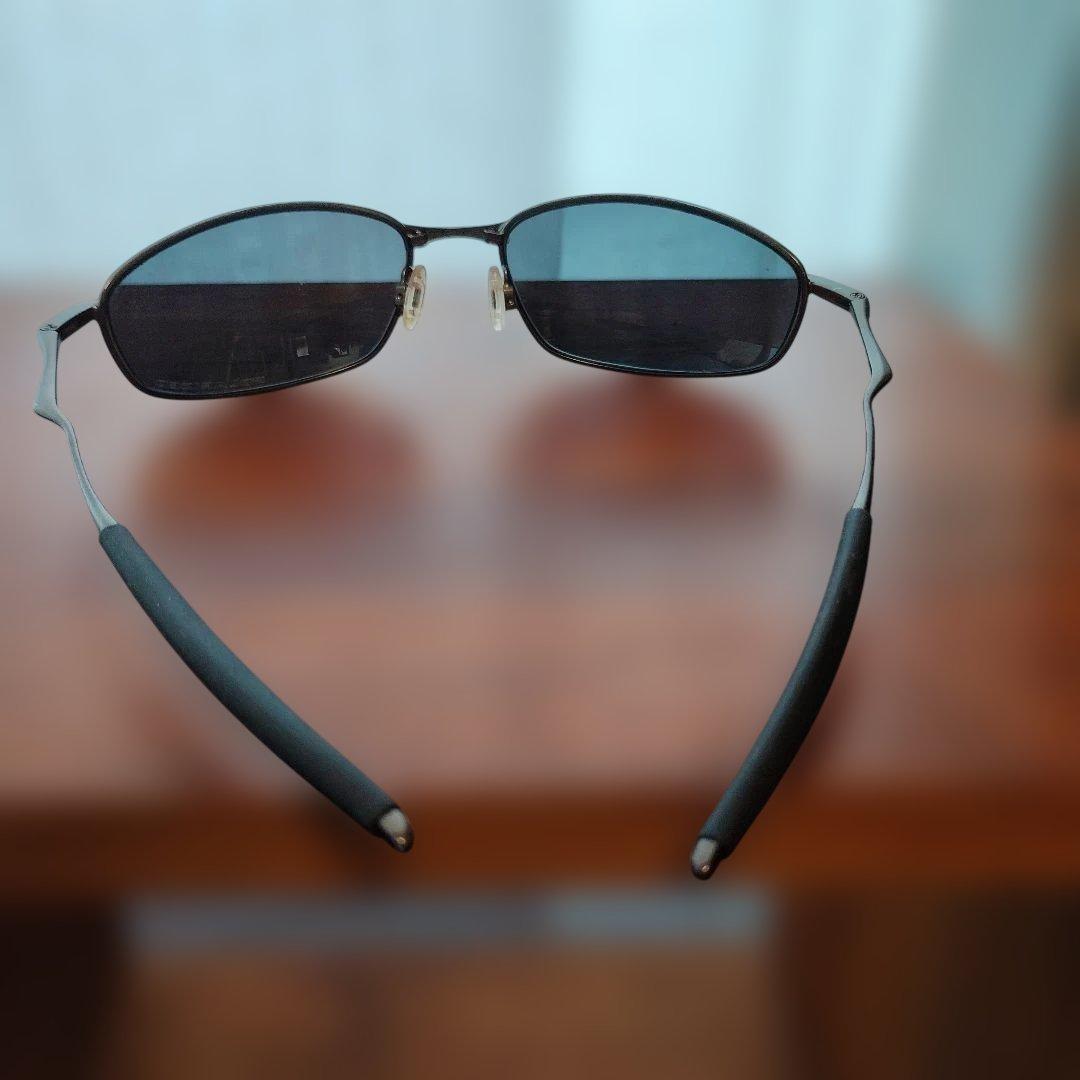 年始価格　oakley whisker サングラス