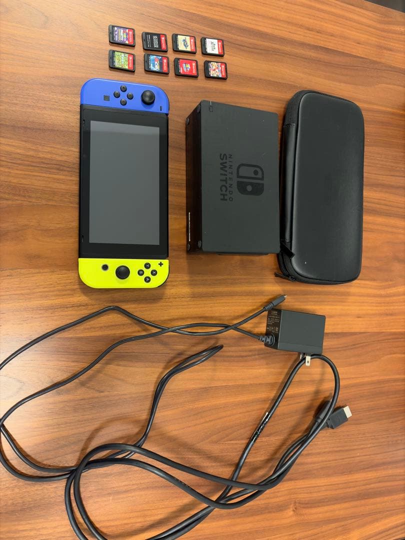 Nintendo Switch 本体 + ソフト8本+各種付属品