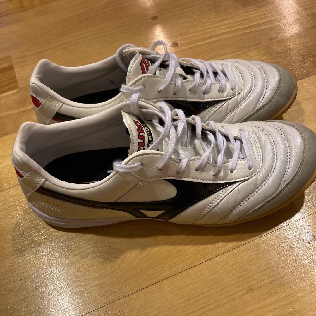 ミズノ　モレリア　フットサルシューズ　26.5