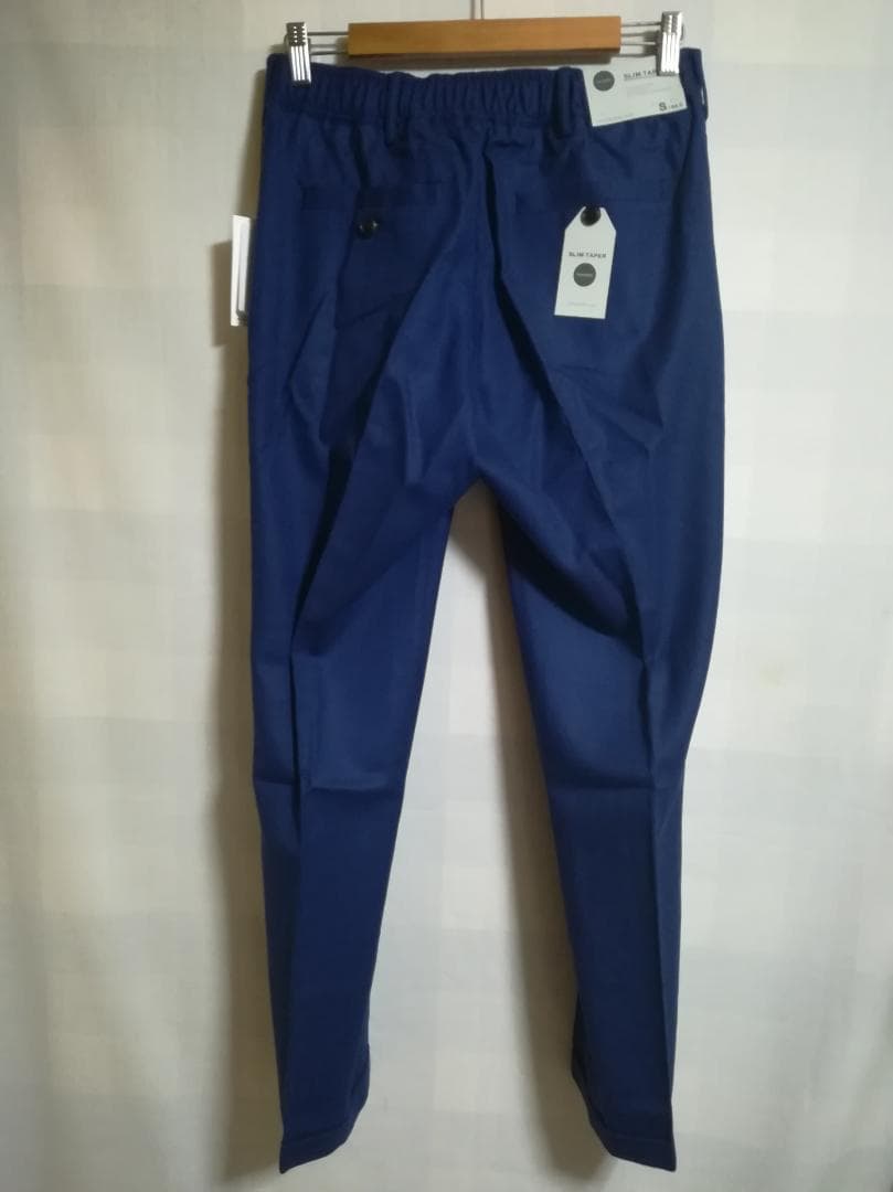 新品 TOMORROWLAND 22AW バックシャーリングスリムパンツ 青 S