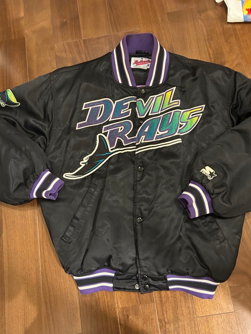 デビルレイズ　スタジャン　Lサイズ
