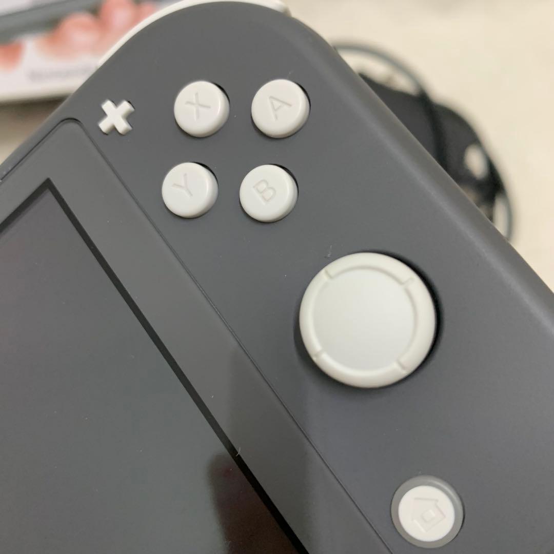 Nintendo Switch Lite　ニンテンドースイッチライト　ブラック