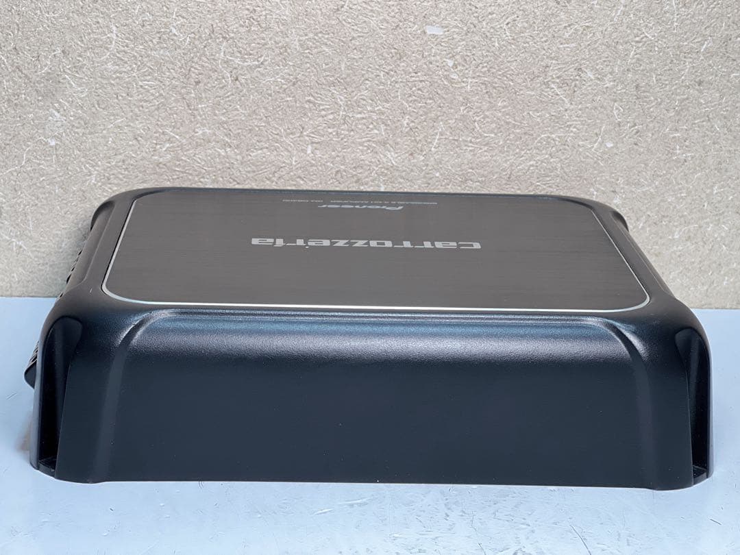 カロッツェリア　GM-D8400 パワーアンプ ジャンク品