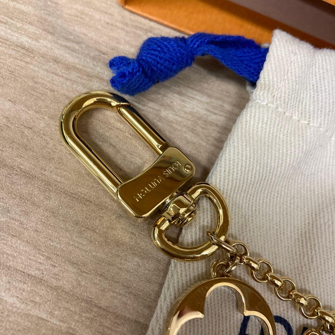 ルイヴィトン　チャーム　M65111