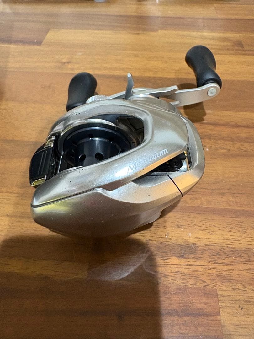SHIMANO nium MGL HG LEFT ベイトリール