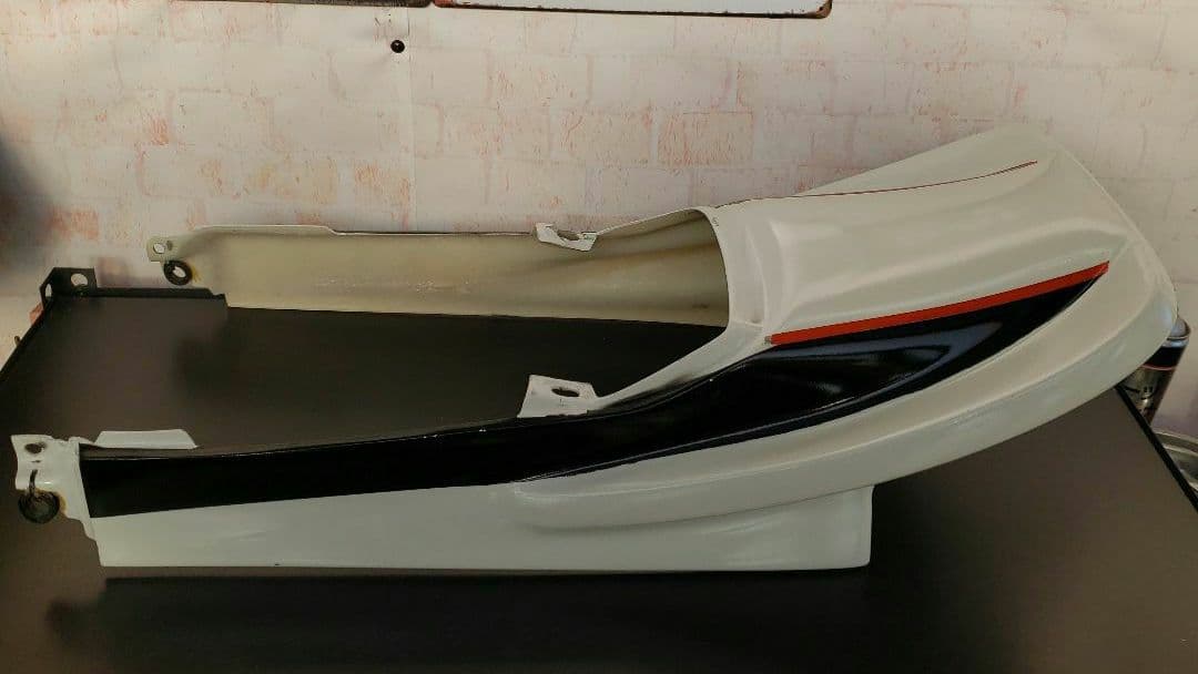 VT250FE　MC08用　Gスタイルテールカウル限界！処分価格！！