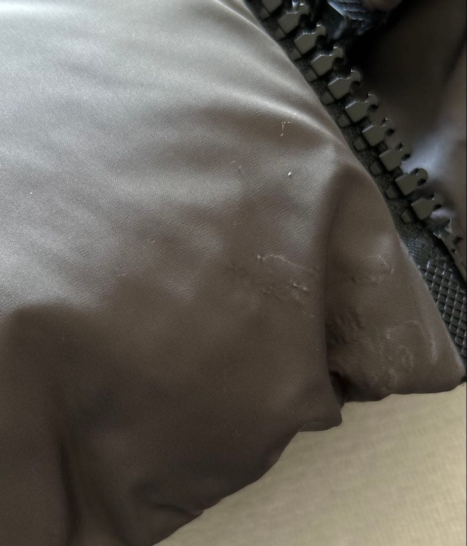 【モンクレール】ダウンベスト ダークグレー　サイズ0