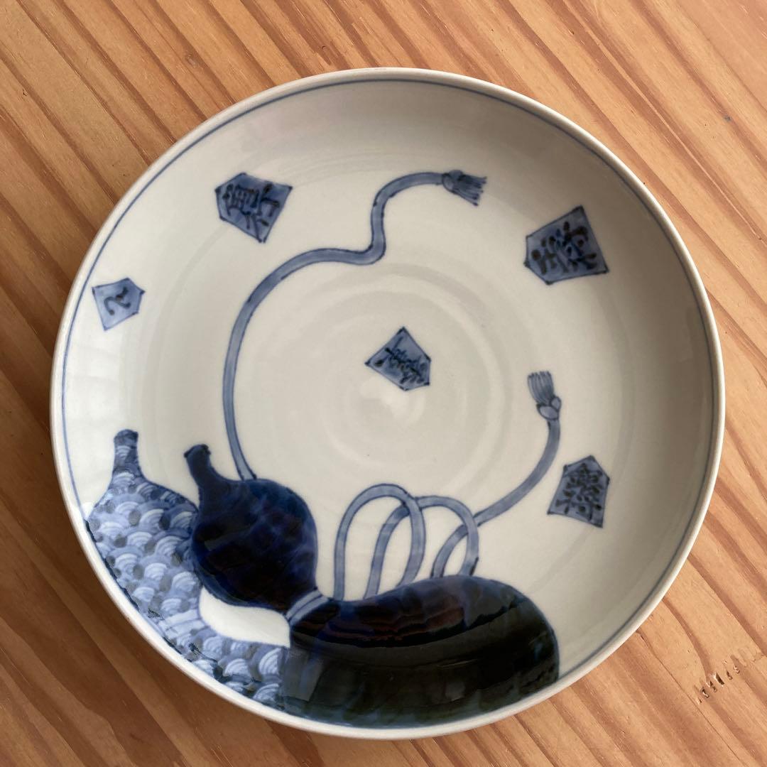 七寸皿（直径約22cm） 染付 瓢箪から駒　藤吉憲典