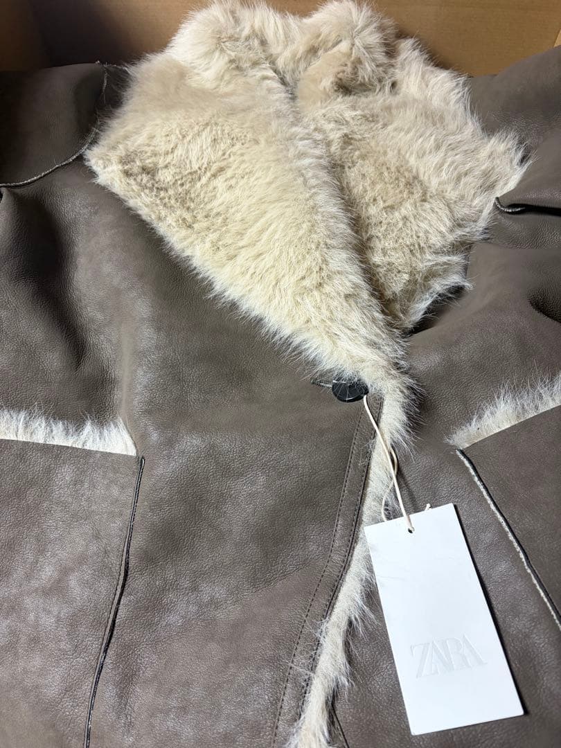 ZARA リバーシブル ダブルフェイスフェイクファーコート　L