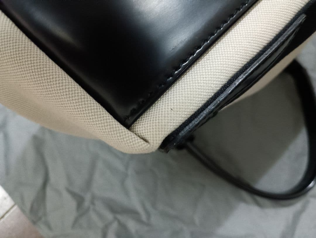 正規品希少★美品★BALENCIAGA トートバッグ ホワイトカバスS花柄