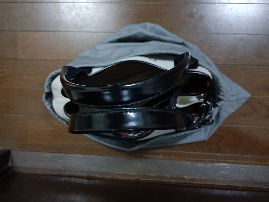 正規品希少★美品★BALENCIAGA トートバッグ ホワイトカバスS花柄