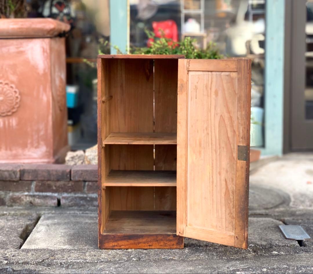 【レトロ】 収納棚 木製 木製箱 インテリア 昭和レトロ 花台 ボックス