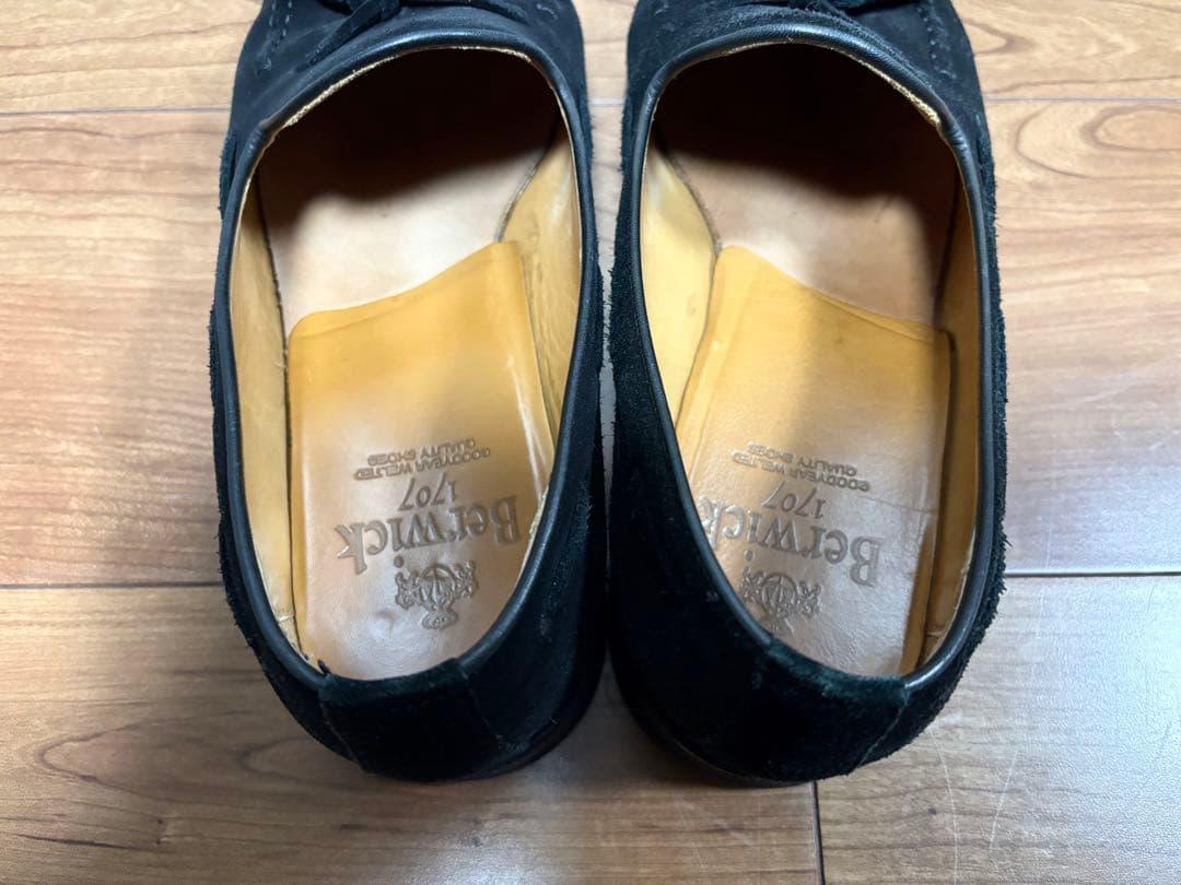 Berwick 黒 スエード タッセルローファー UK6