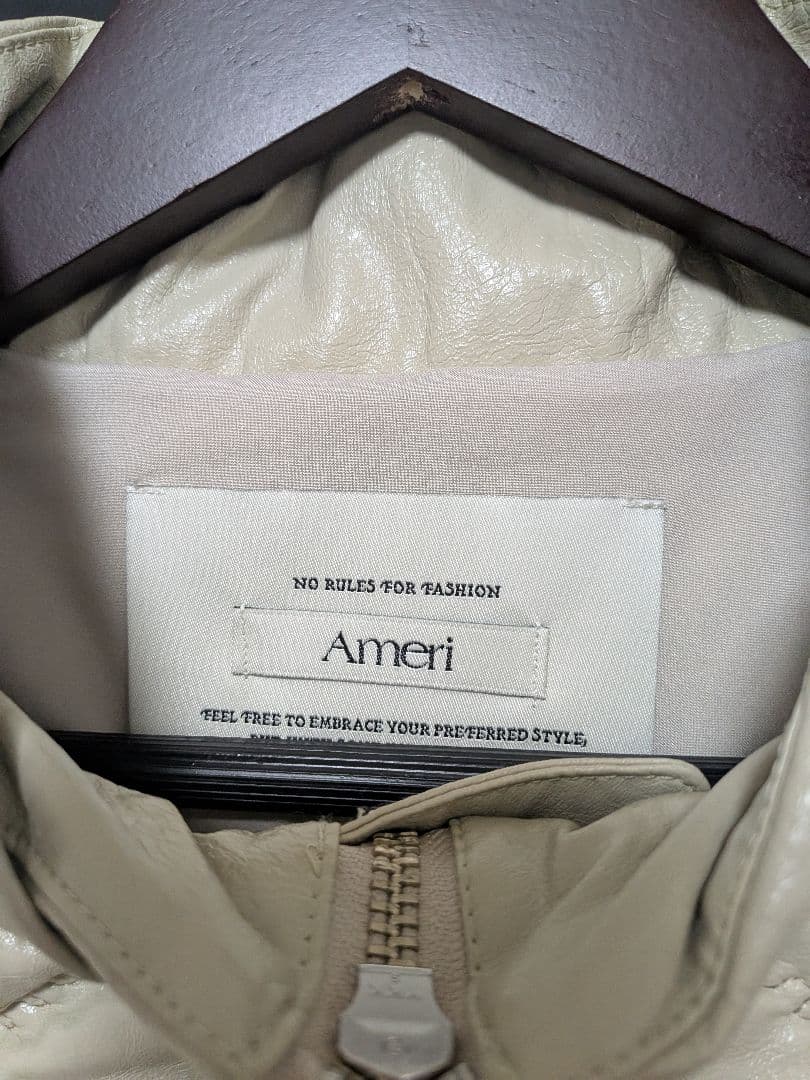 【新品　お値下げ中】アメリヴィンテージ　キルティングベスト　完売品