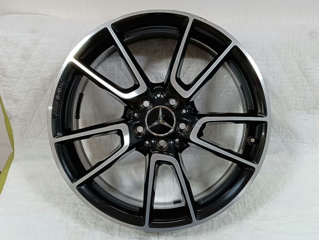 ＡＭＧ Mercedes-Benz (メルセデスベンツ)19インチ リヤ　２本