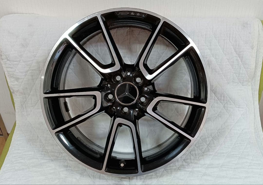 ＡＭＧ Mercedes-Benz (メルセデスベンツ)19インチ リヤ　２本