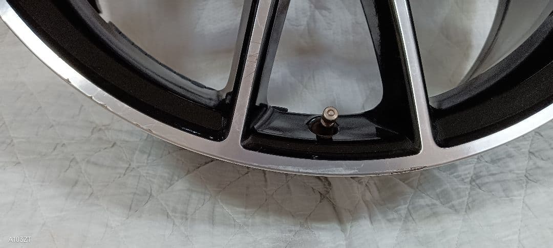 ＡＭＧ Mercedes-Benz (メルセデスベンツ)19インチ リヤ　２本