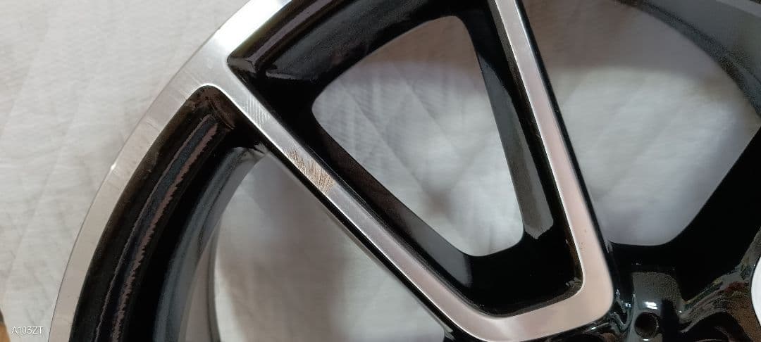 ＡＭＧ Mercedes-Benz (メルセデスベンツ)19インチ リヤ　２本