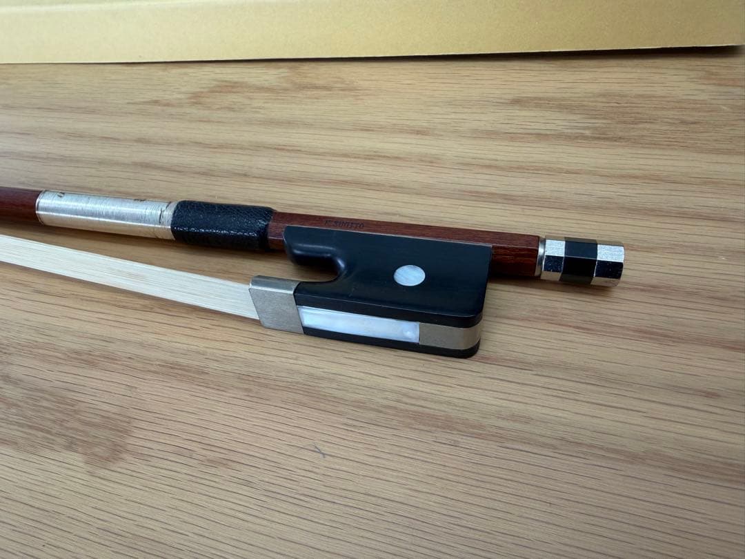 Sugito Bow チェロ用弓 #380 4/4 ペルナンブコ