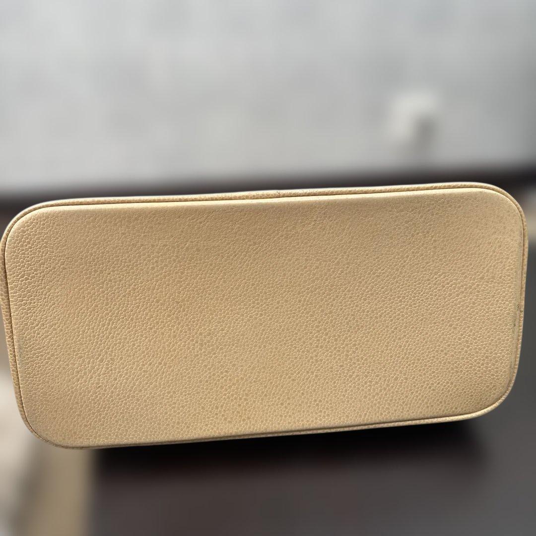 CHANEL ベージュ キルティング トートバッグ