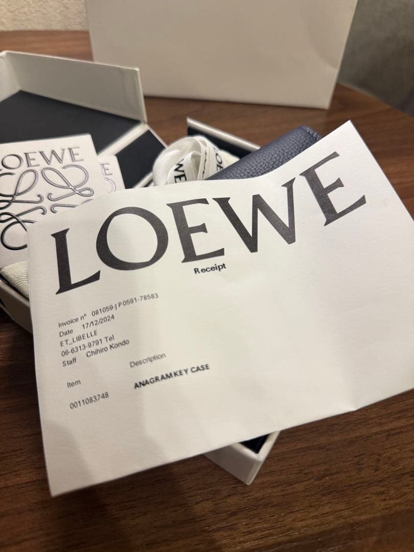 新品LOEWE ネイビー レザー キーケース