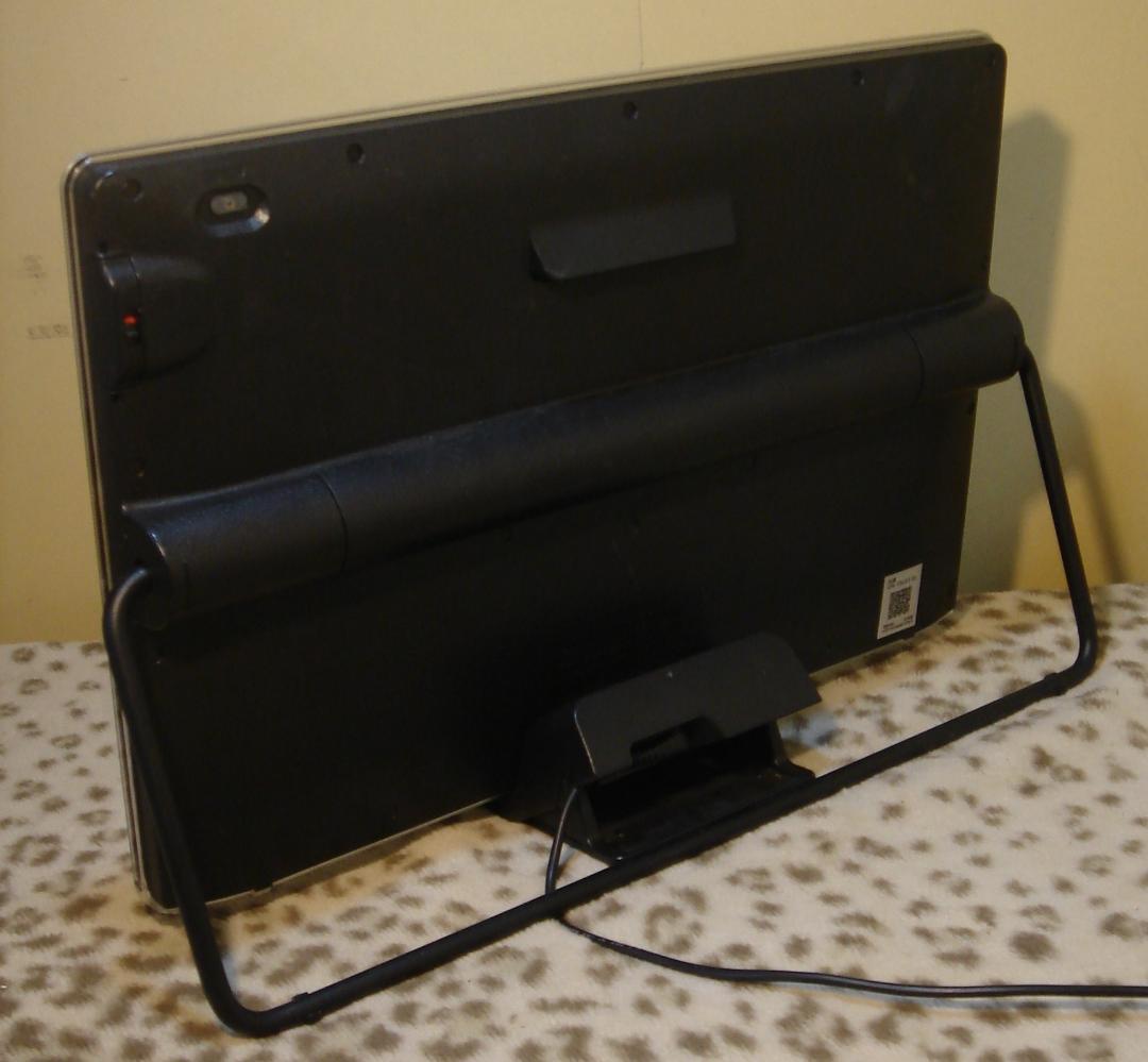 M*O様 15in　防水ポータブルテレビ2021年製 UN-15LD11D