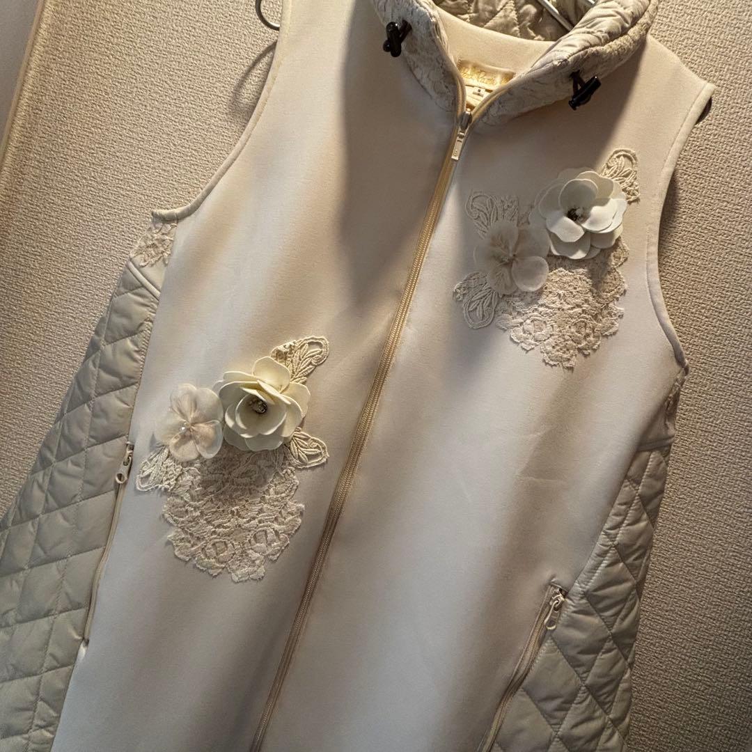 美品Bel Paci ベルパーチ フラワー　Aライン　ロングベスト　キルティング