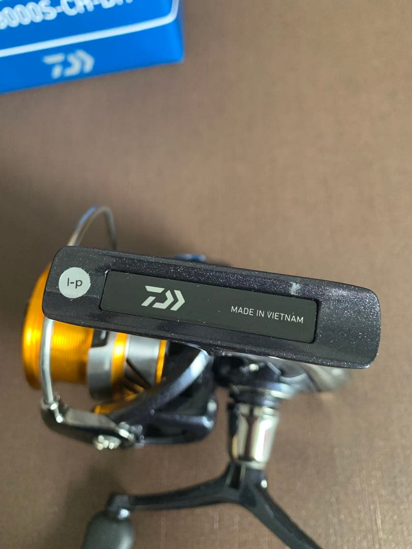 DAIWA REVROS LT 3000-CH-DH リール