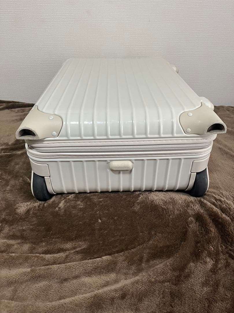RIMOWA（リモワ）35L 別注ユナイテッドアローズコラボモデル機内持ち込み可