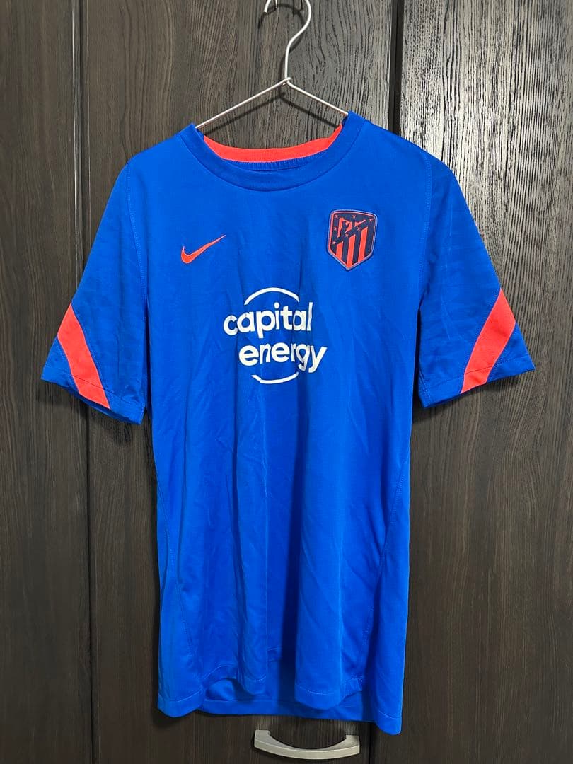 【値下げ中】アトレティコ・マドリード　トレーニングウェア　Mサイズ　上下3点